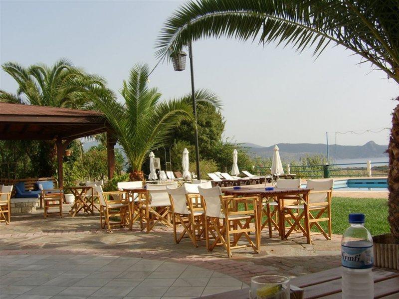 Saint Nicholas Hotel Псили Амос Екстериор снимка